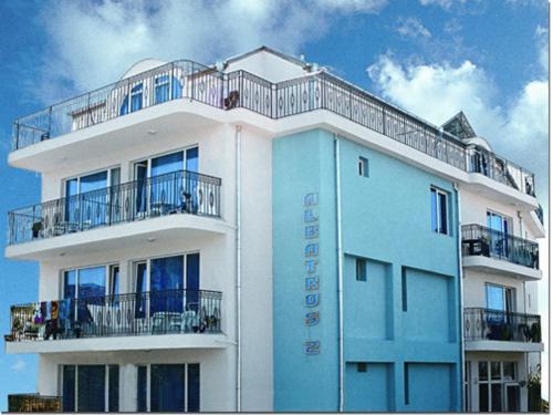 Albatros 2 Family Hotel คีตาน ภายนอก รูปภาพ